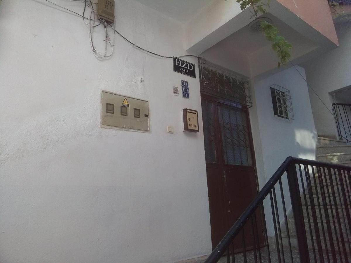 Hzd Apartments Hostel Fethiye Bagian luar foto