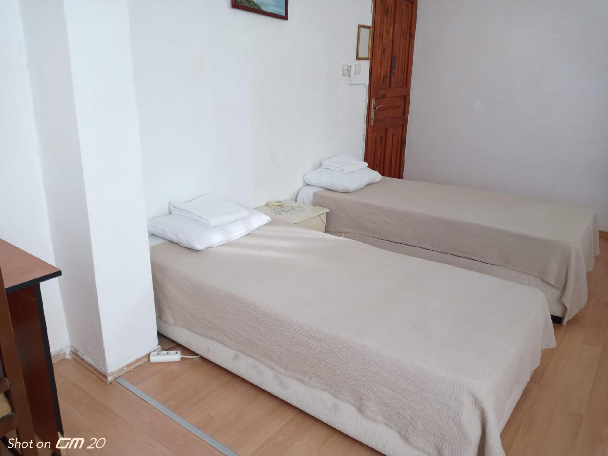 Hzd Apartments Hostel Fethiye Bagian luar foto